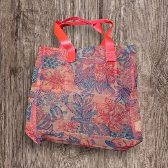 Lilly Pulitzer Floral Mesh Tote Bag with Inside Pocket, NWOT - Picture 3 of 5